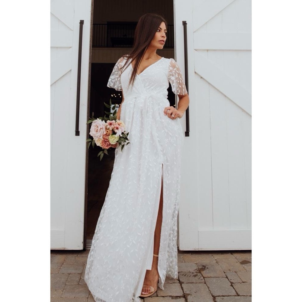 Baltic Born Marseille Embossed Maxi Dress in White Sz Medium NWOT